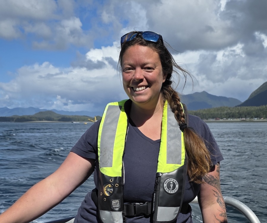 Marcie Callewaert, Deckshelferin und Naturführerin bei West Coast Aquatics